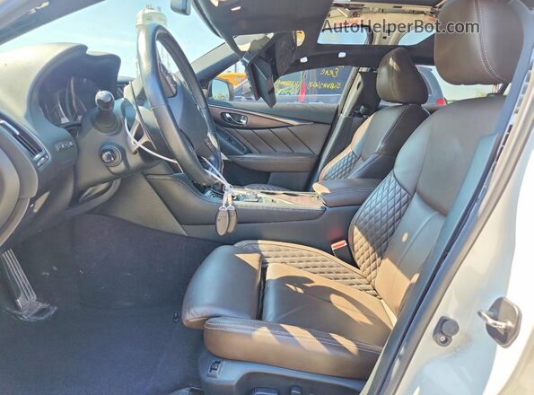 JN1EV7AR0HM832376 2017 INFINITI Q50 White Widok wnętrza z przodu