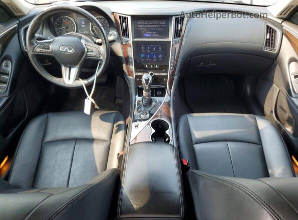 JN1EV7AR0JM611074 2018 INFINITI Q50 White Widok deski rozdzielczej