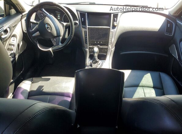 JN1EV7AR1HM831740 2017 INFINITI Q50 Серебряный Вид панели приборов