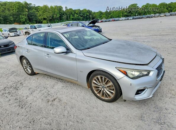 JN1EV7AR1JM436981 2018 INFINITI Q50 Silver Front right
