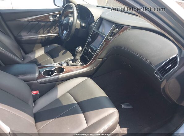 JN1EV7AR1KM556832 2019 INFINITI Q50 Gray Front interior view