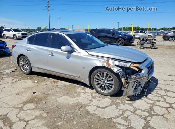 JN1EV7AR2JM431563 2018 INFINITI Q50 Silver Front right