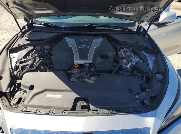 JN1EV7AR2JM431563 2018 INFINITI Q50 Silver Rear interior view
