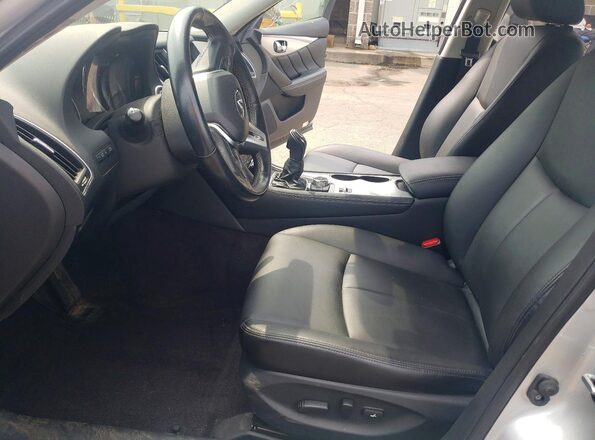 JN1EV7AR3KM593154 2019 INFINITI Q50 Серебряный Вид салона спереди