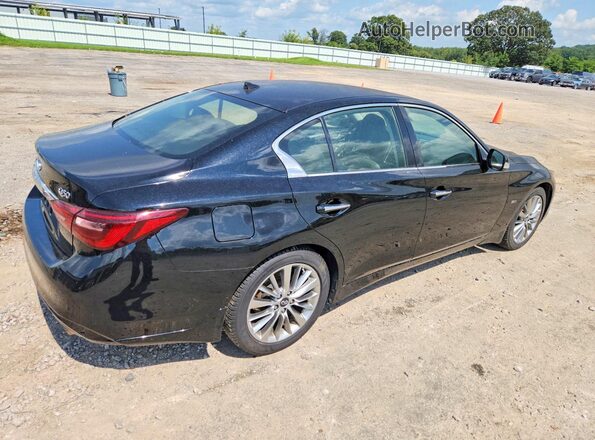 JN1EV7AR4JM440118 2018 INFINITI Q50 Черный Задняя правая четверть