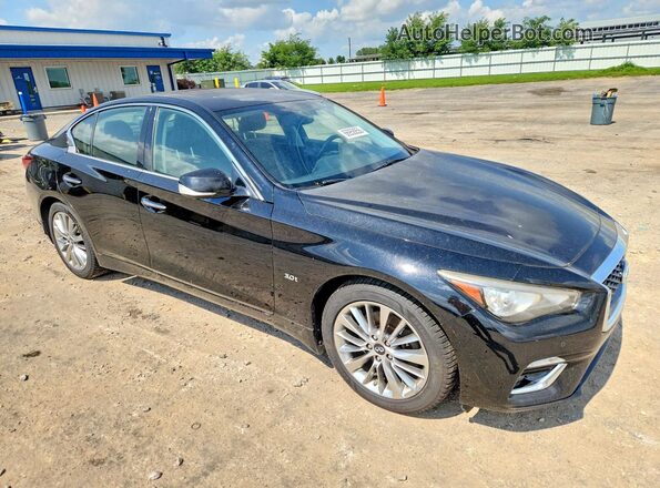 JN1EV7AR4JM440118 2018 INFINITI Q50 Черный Передняя правая четверть