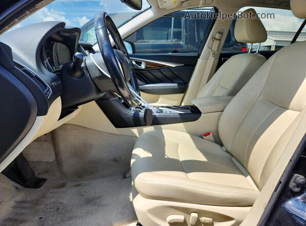 JN1EV7AR6JM437639 2018 INFINITI Q50 Черный Вид салона спереди