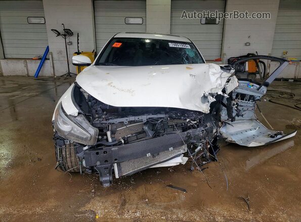 JN1EV7AR7HM830138 2017 INFINITI Q50 White Widok z przodu