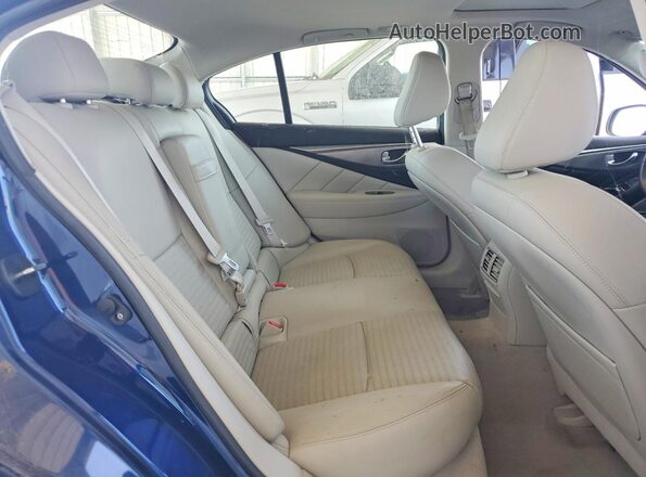 JN1EV7AR7HM836926 2017 INFINITI Q50 Blue Widok tylnych siedzeń