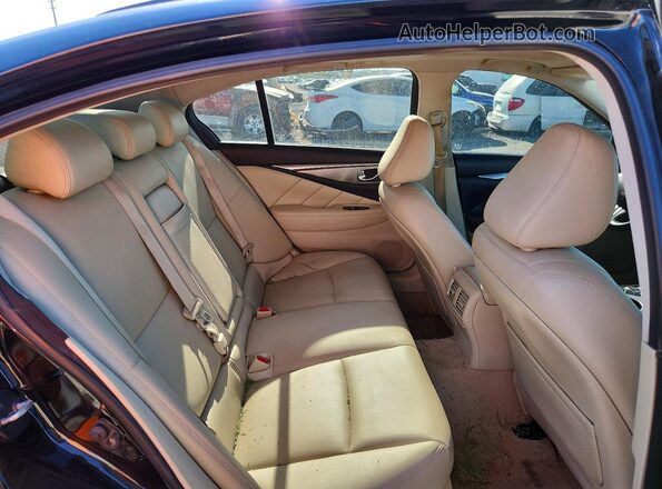 JN1EV7AR7HM839406 2017 INFINITI Q50 Black Vista de los asientos traseros