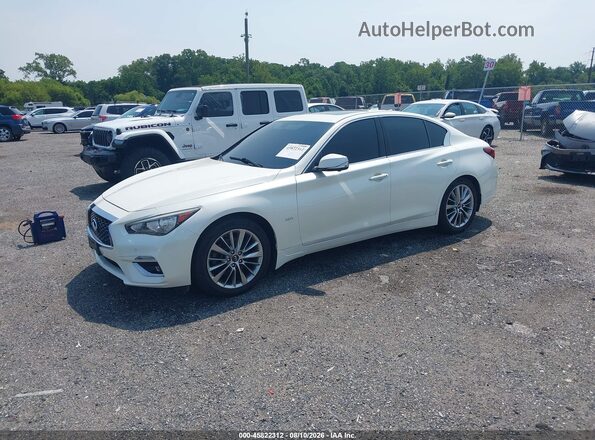JN1EV7AR7JM430439 2018 INFINITI Q50 White Przód lewy