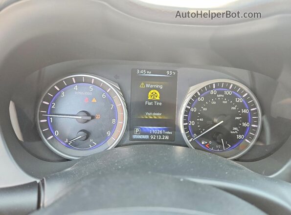 JN1EV7AR8HM840807 2017 INFINITI Q50 White Vista del cuadro de instrumentos