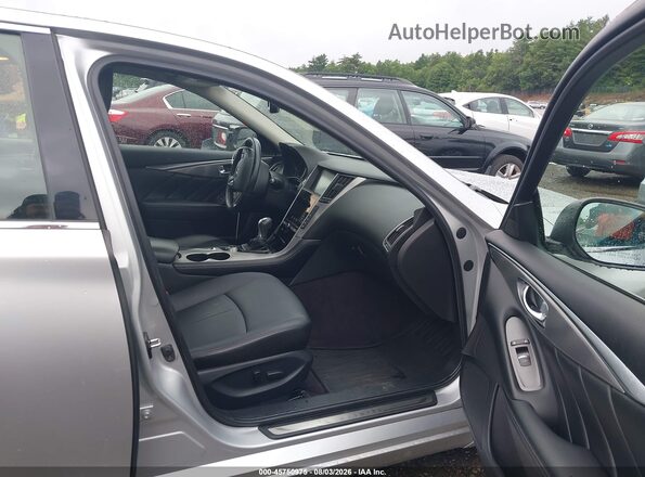 JN1EV7ARXHM837472 2017 INFINITI Q50 Silver Front interior view