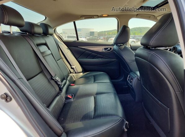 JN1EV7ARXJM438728 2018 INFINITI Q50 Silver Հետևի նստատեղերի տեսք