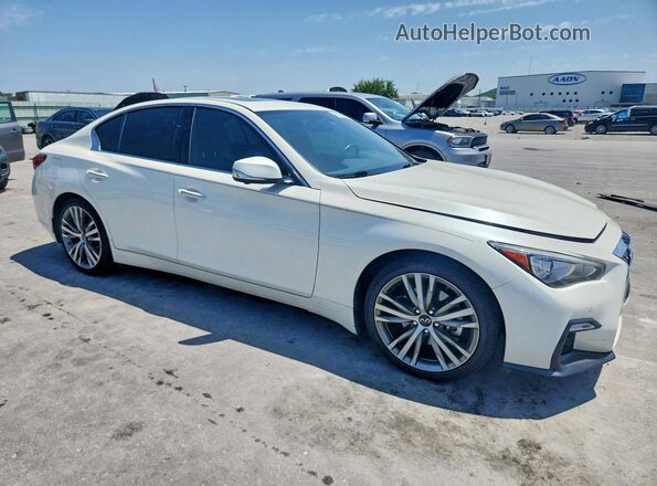 JN1EV7CP4NM310549 2022 INFINITI Q50 White Front right