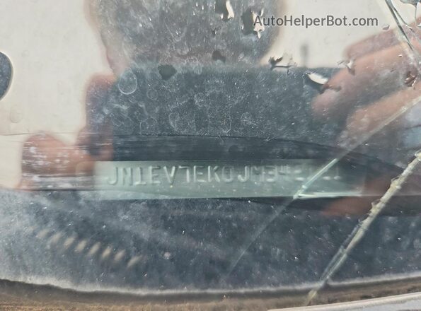 JN1EV7EK0JM342121 2018 INFINITI Q60 Black Engine compartment view