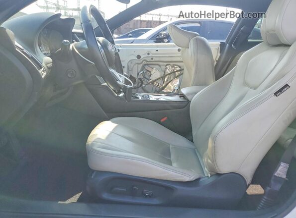JN1EV7EK3HM361806 2017 INFINITI Q60 Белый Вид салона спереди