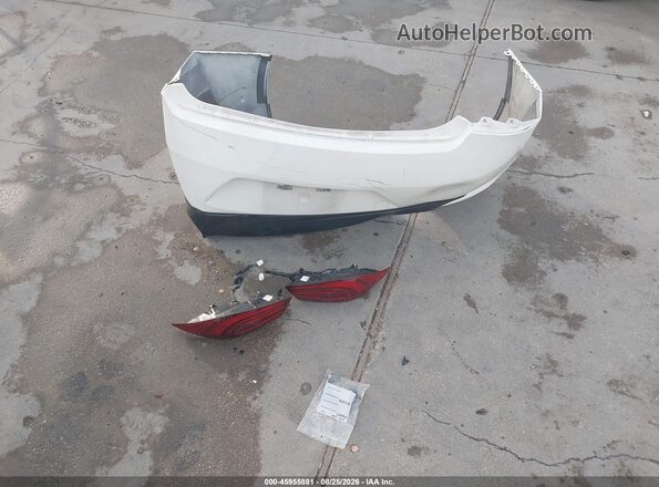 JN1EV7EKXJM340716 2018 INFINITI Q60 White Instrument cluster view