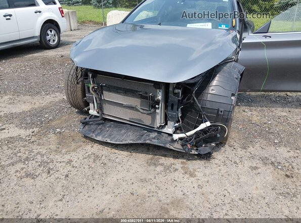 JN1EV7EL1JM392258 2018 INFINITI Q60 Gray Widok z przodu