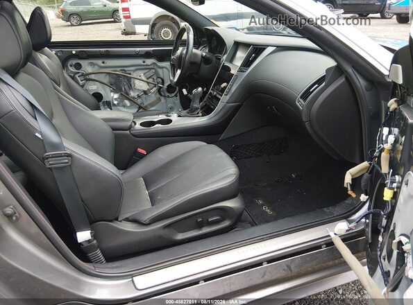 JN1EV7EL1JM392258 2018 INFINITI Q60 Gray Widok wnętrza z przodu
