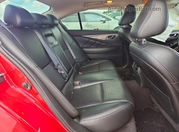 JN1FV7AP8HM851051 2017 INFINITI Q50 Red Vista de los asientos traseros