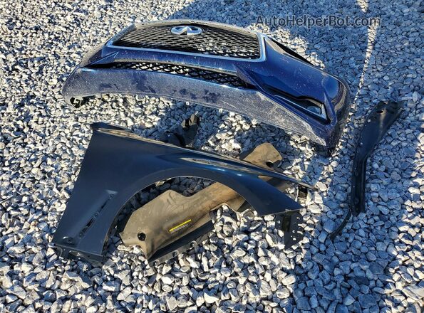 JN1FV7EK8HM611366 2017 INFINITI Q60 Blue ძრავის განყოფილების ხედი