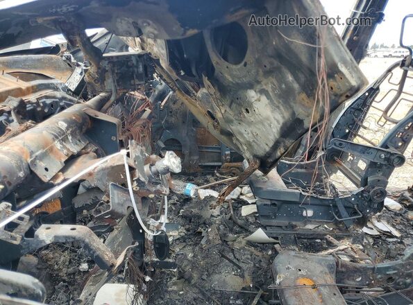 JN8AE2KP3G9157219 2016 NISSAN QUEST Burn Widok wnętrza z przodu