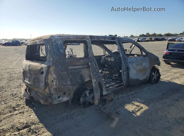 JN8AE2KP3G9157219 2016 NISSAN QUEST Burn Tył prawy