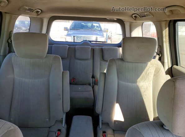 JN8AE2KP8G9154168 2016 NISSAN QUEST Gray Հետևի նստատեղերի տեսք