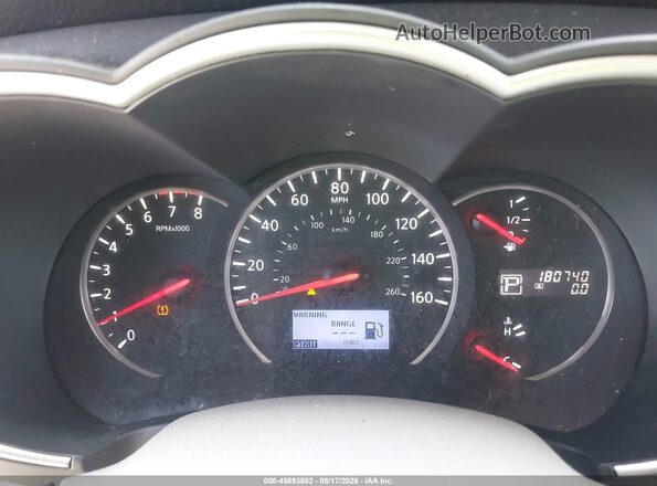 JN8AE2KP8H9167732 2017 NISSAN QUEST Black Հետևի նստատեղերի տեսք