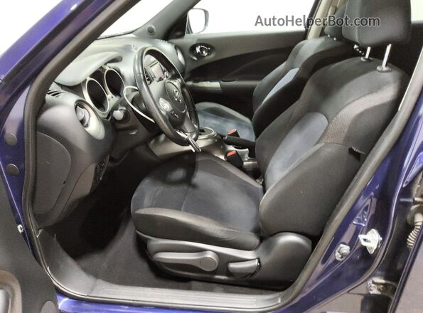 JN8AF5MR3GT600145 2016 NISSAN JUKE Blue Вид салону спереду