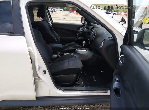 JN8AF5MR9HT700915 2017 NISSAN JUKE White Widok wnętrza z przodu