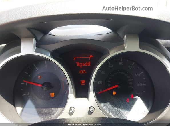 JN8AF5MRXGT607996 2016 NISSAN JUKE Red Widok tylnych siedzeń