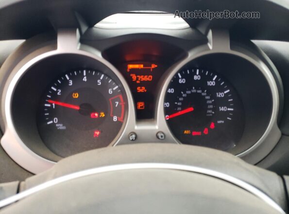 JN8AF5MRXGT610302 2016 NISSAN JUKE Gray ხელსაწყოთა პანელის ხედი