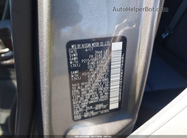 JN8AF5MRXHT706237 2017 NISSAN JUKE Gray Вид підкапотного простору