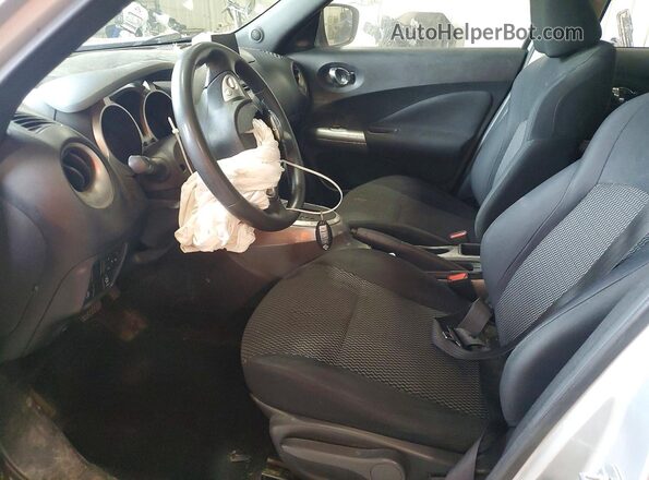 JN8AF5MV3GT655126 2016 NISSAN JUKE Silver Widok wnętrza z przodu