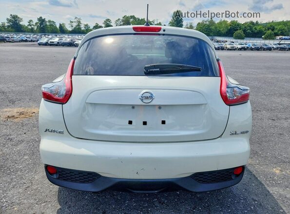 JN8AF5MV3HT750724 2017 NISSAN JUKE White Rear view