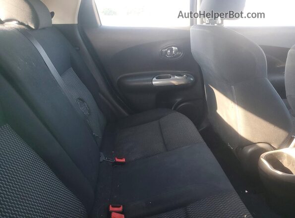 JN8AF5MV4GT659105 2016 NISSAN JUKE Blue უკანა სალონის ხედი