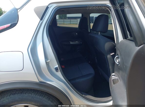JN8AF5MV6GT659610 2016 NISSAN JUKE Silver VIN կոդի պիտակի տեսք
