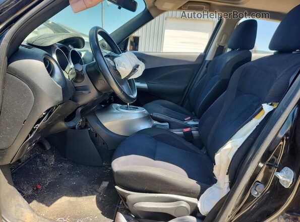 JN8AF5MV8HT752601 2017 NISSAN JUKE Черный Вид салона спереди
