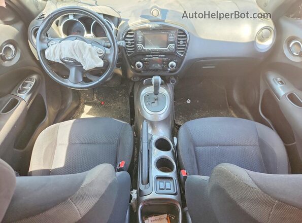 JN8AF5MV8HT752601 2017 NISSAN JUKE Черный Вид панели приборов