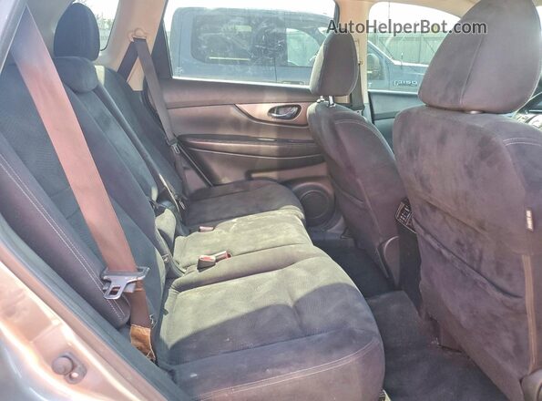 JN8AT2MT0GW012883 2016 NISSAN ROGUE Gray Vista interior trasera