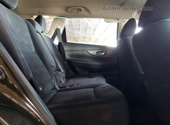 JN8AT2MT0GW026282 2016 NISSAN ROGUE Green Vista de los asientos traseros
