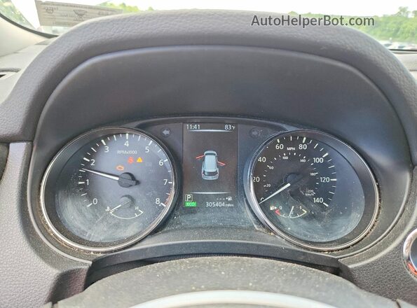 JN8AT2MT0HW145709 2017 NISSAN ROGUE White ხელსაწყოთა პანელის ხედი