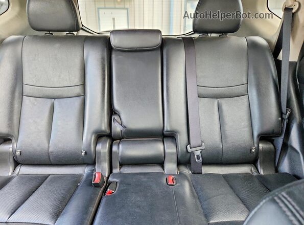 JN8AT2MT0HW145709 2017 NISSAN ROGUE White უკანა სავარძლების ხედი