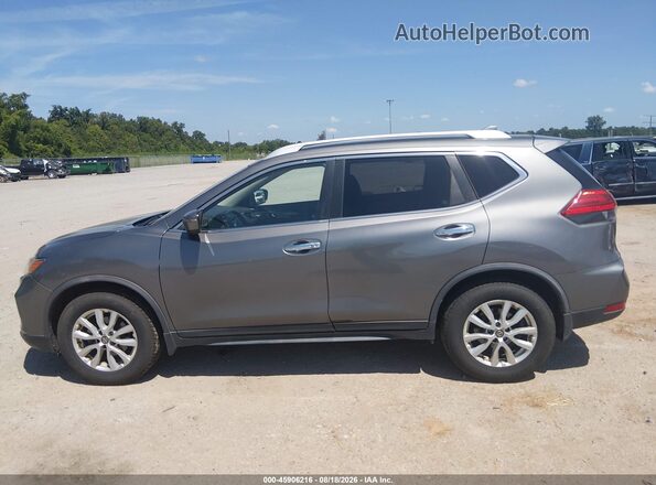 JN8AT2MT0HW146004 2017 NISSAN ROGUE Gray Widok wnętrza 360 stopni