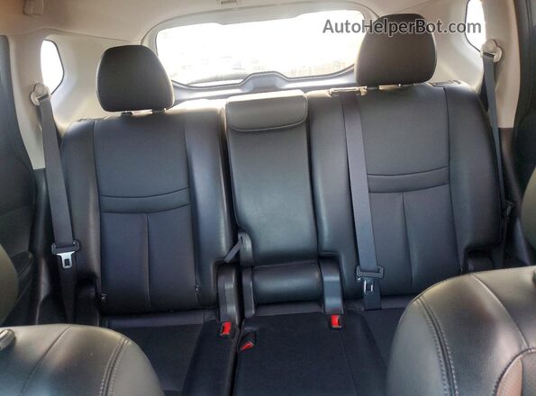 JN8AT2MT0JW460337 2018 NISSAN ROGUE Gray Widok tylnych siedzeń