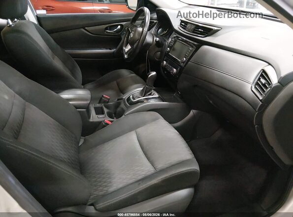 JN8AT2MT0LW002607 2020 NISSAN ROGUE Silver Սալոնի դիմացի տեսք