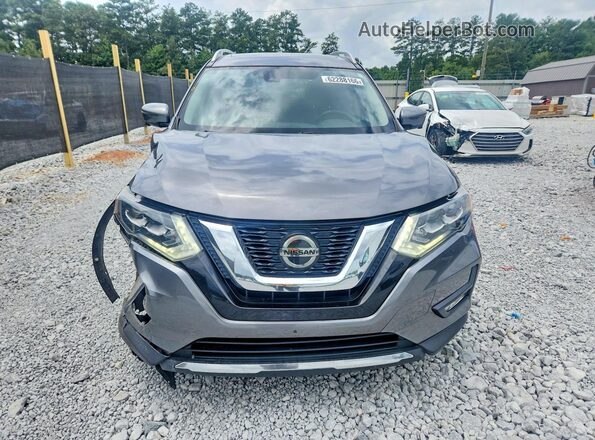 JN8AT2MT1JW467877 2018 NISSAN ROGUE Gray Widok z przodu
