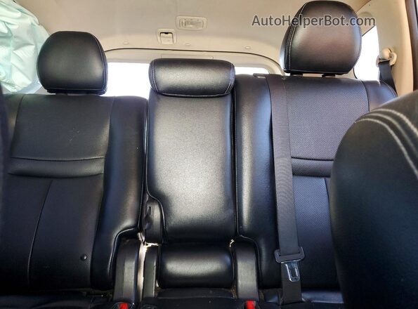 JN8AT2MT1KW258110 2019 NISSAN ROGUE White Вид задніх сидінь